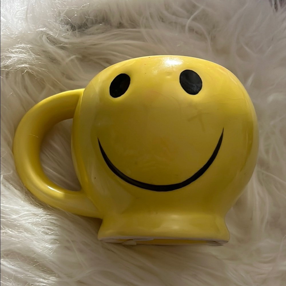 Yellow Smiley Planter Mug